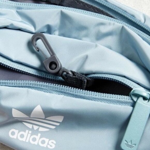 Adidas Originals Unisex National Waist Pack, Ash Grey/white, OSFM🆕 🏃‍♀️⚡🚚💥 - Picture 8 of 13
